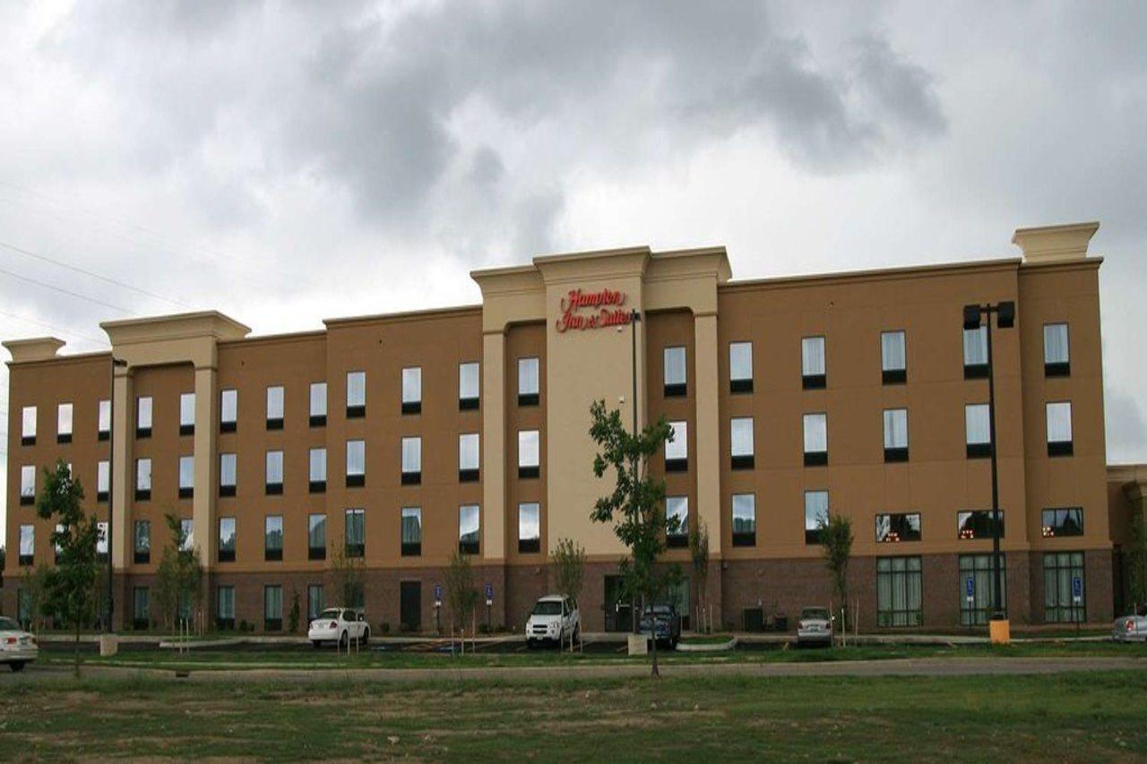 Hampton Inn & Suites Cleveland-Ментор Екстериор снимка