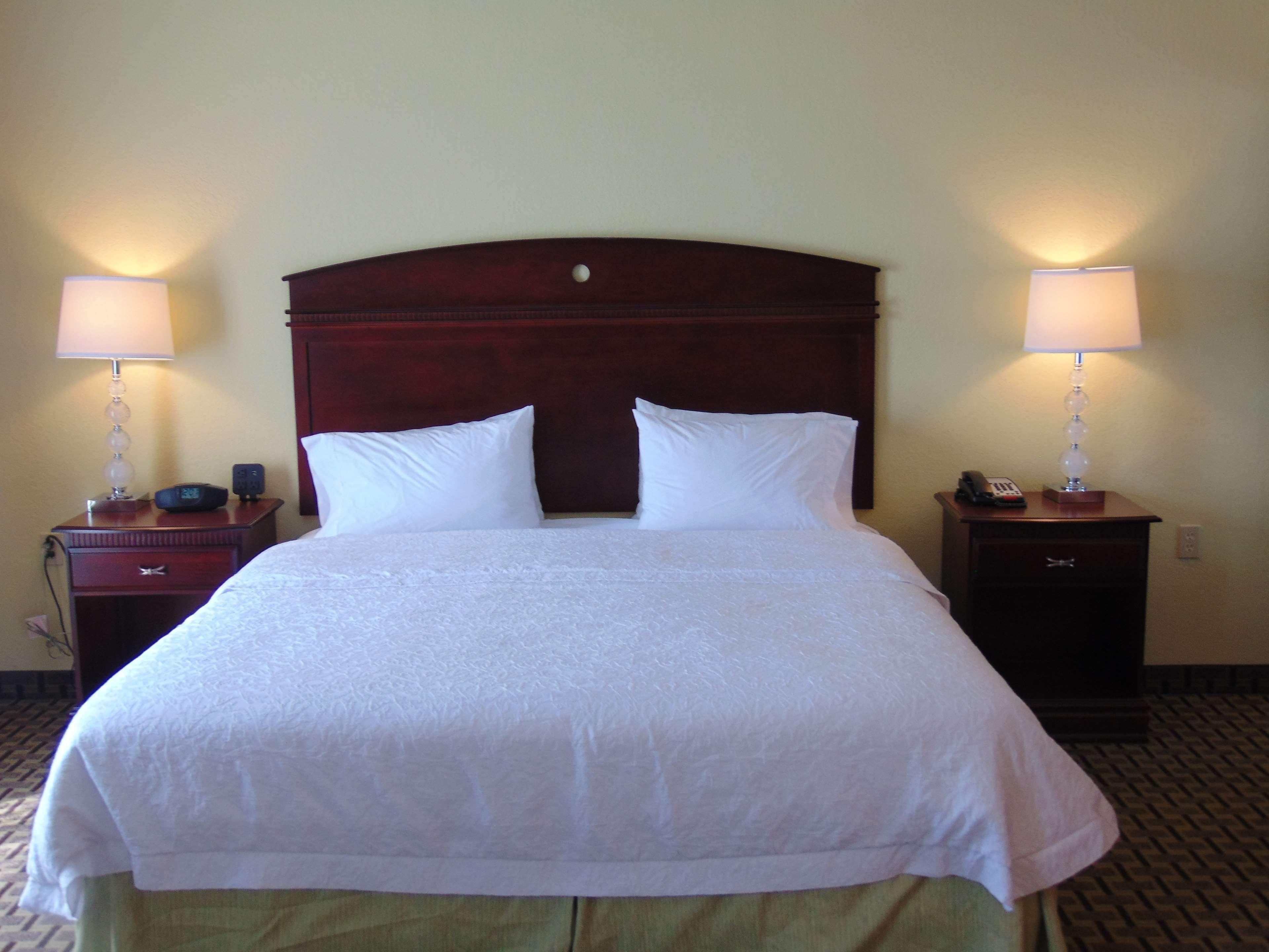 Hampton Inn & Suites Cleveland-Ментор Екстериор снимка